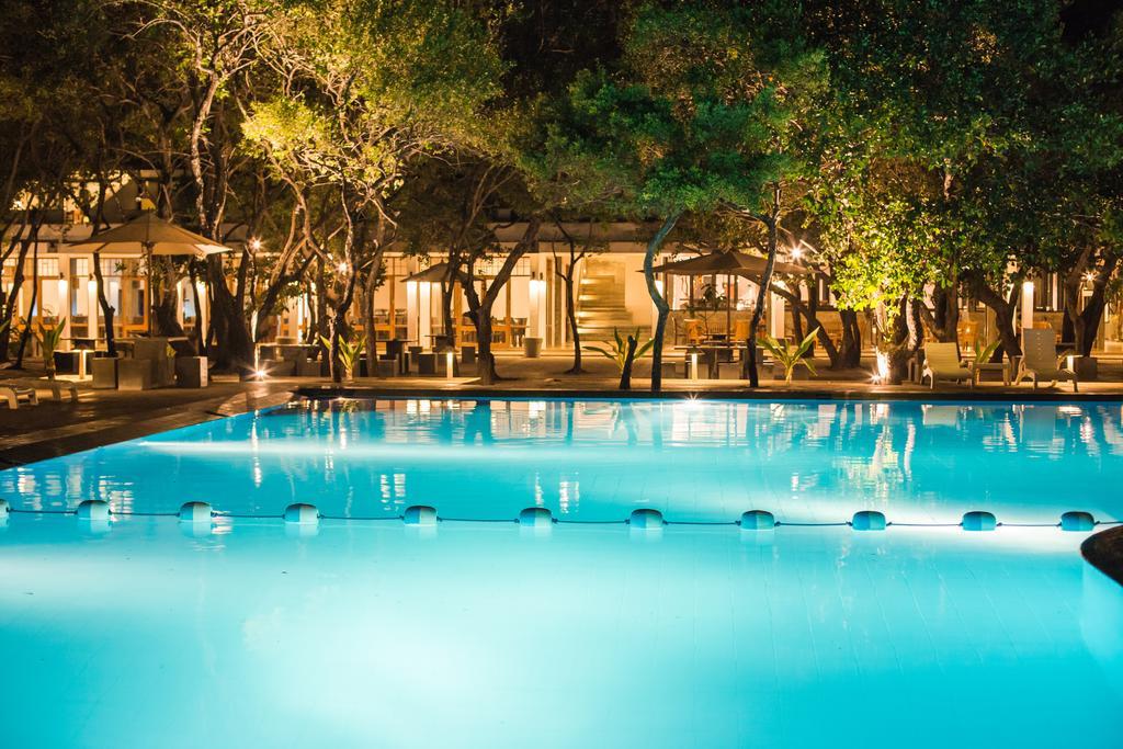 Nilaveli Beach Hotel Exterior photo