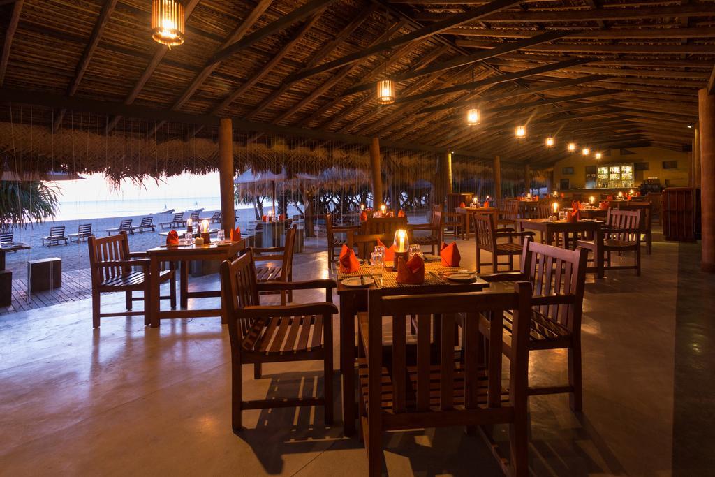 Nilaveli Beach Hotel Exterior photo
